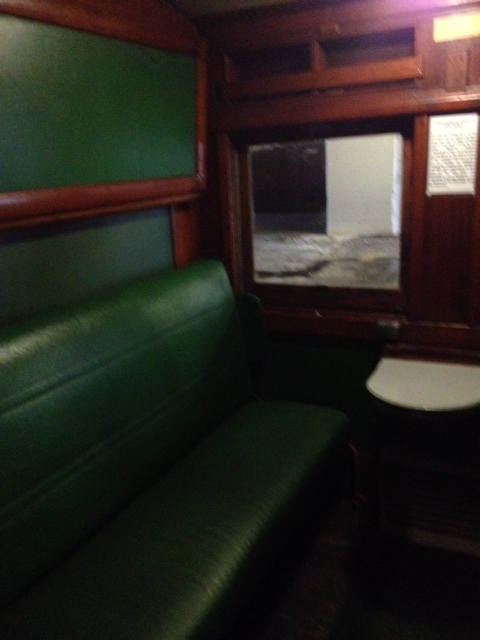 steamtraincompartment