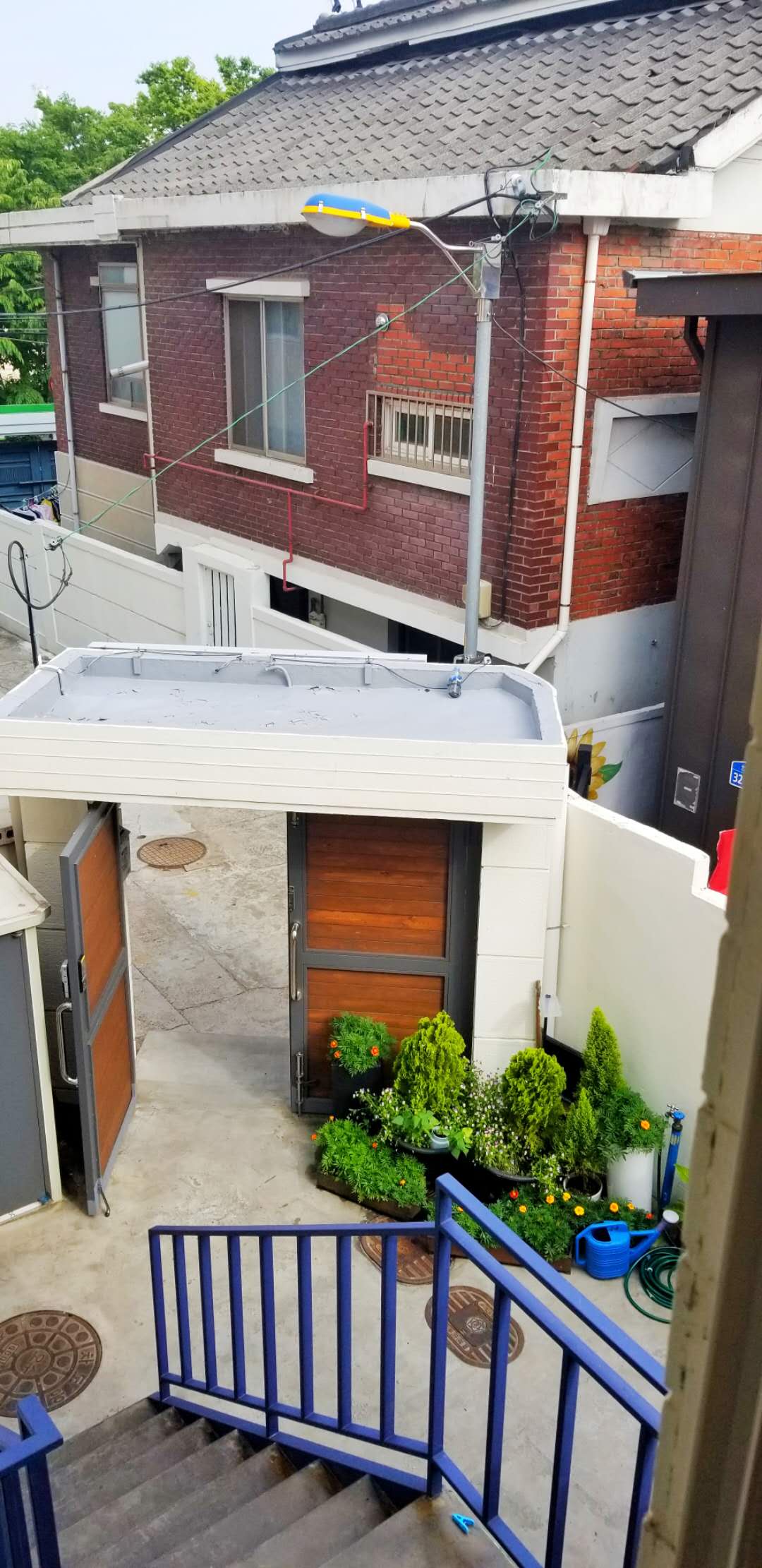 ZZZIP Guest House (stay here if you're ever in Seoul)