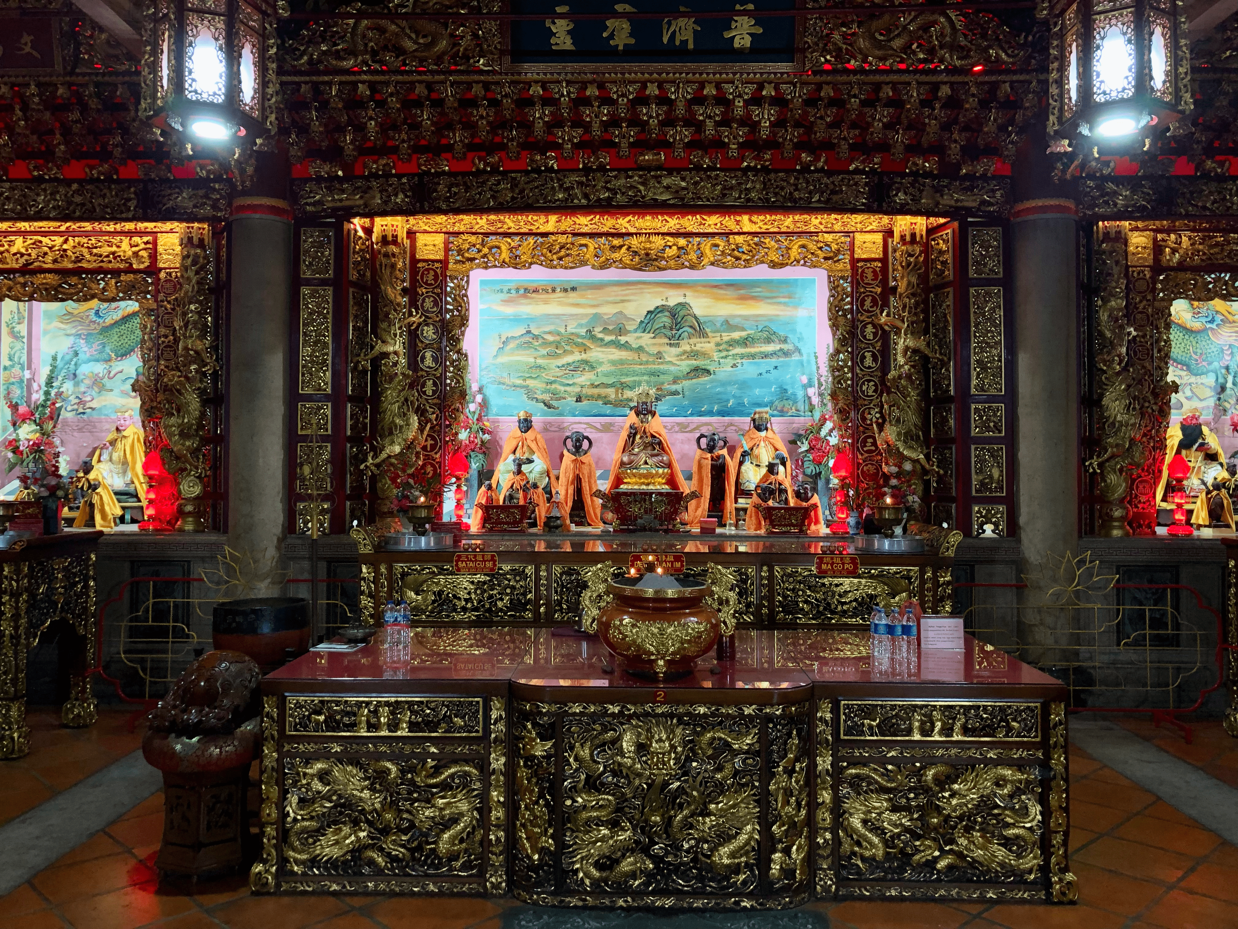 Inside the Taoist temple I visited, which incorporates Taoist, Buddhist, and traditional Chinese influences.